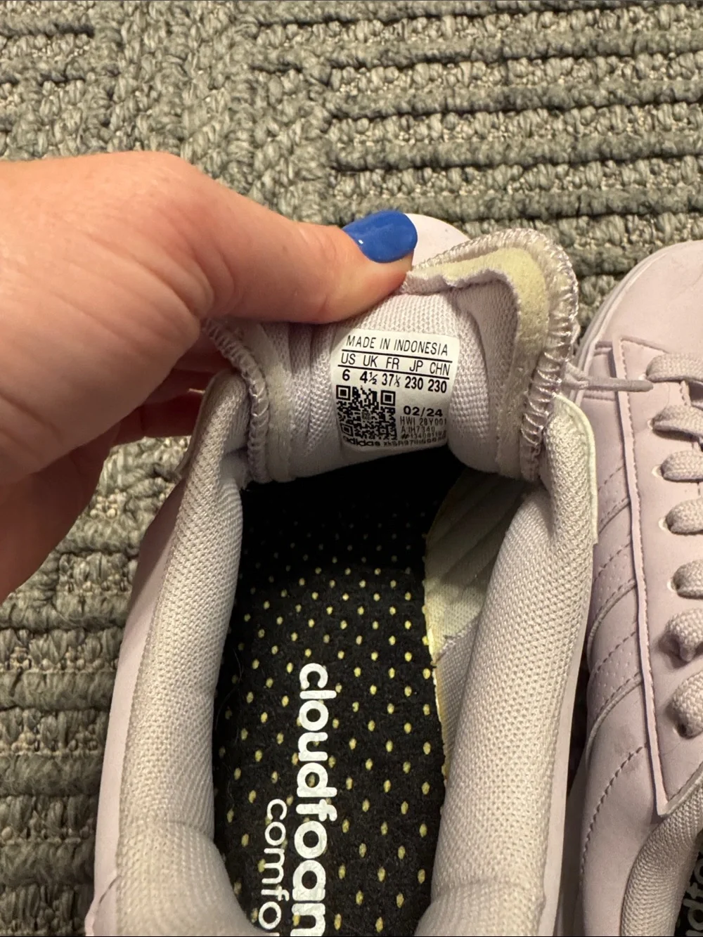 adidas Light Lavender Low-Top Sneakers